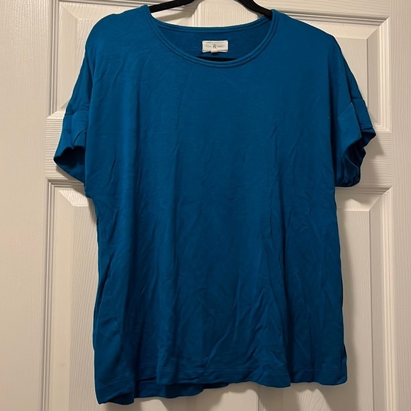 Lou & Grey Tops - Lou & Grey t-shirt size M